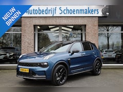 Lynk & Co 01 - 1.5 BLACKLINE+MY23 6.6Kwh ZWARTE-HEMEL ROLHOES MY23 360-CAMERA PANO/SCHUIF INFINITY DAB NA