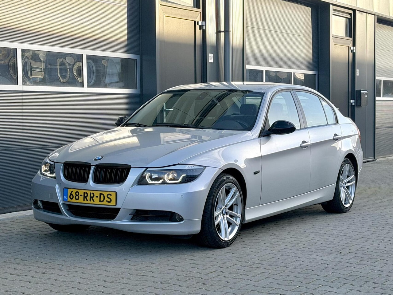 BMW 3-serie - 330i Dynamic Executive 330i Dynamic Executive - AutoWereld.nl