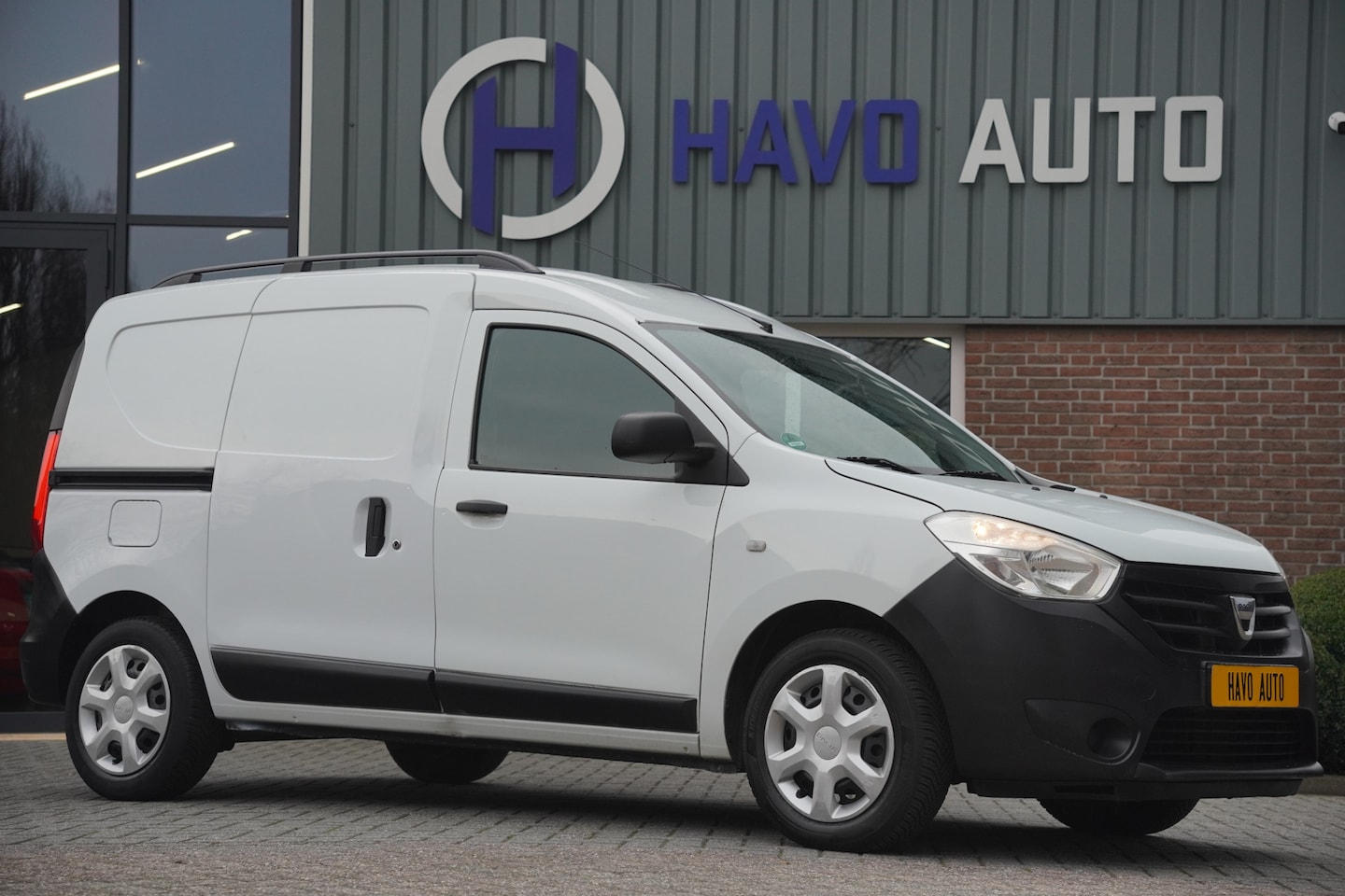 Dacia Dokker - 1.2 TCe, AIRCO, BTW-VRIJ / MARGE, RIJKLAAR - AutoWereld.nl