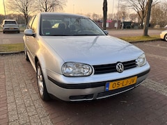 Volkswagen Golf - 1.4-16V Oxford