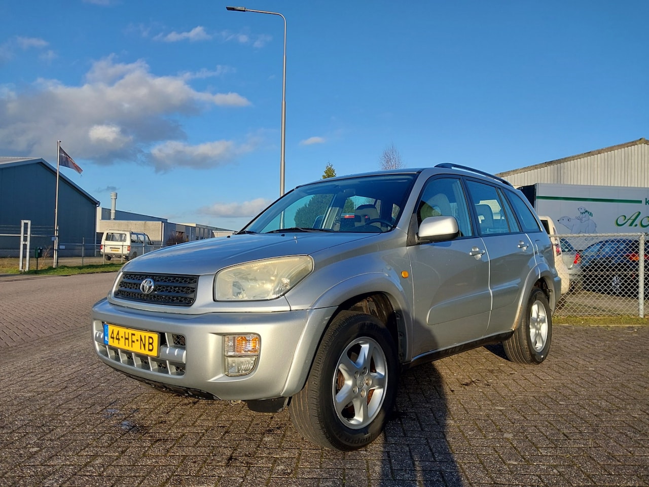 Toyota RAV4 - 2.0-16V VVT-i Sol 2.0-16V VVT-i Sol - AutoWereld.nl