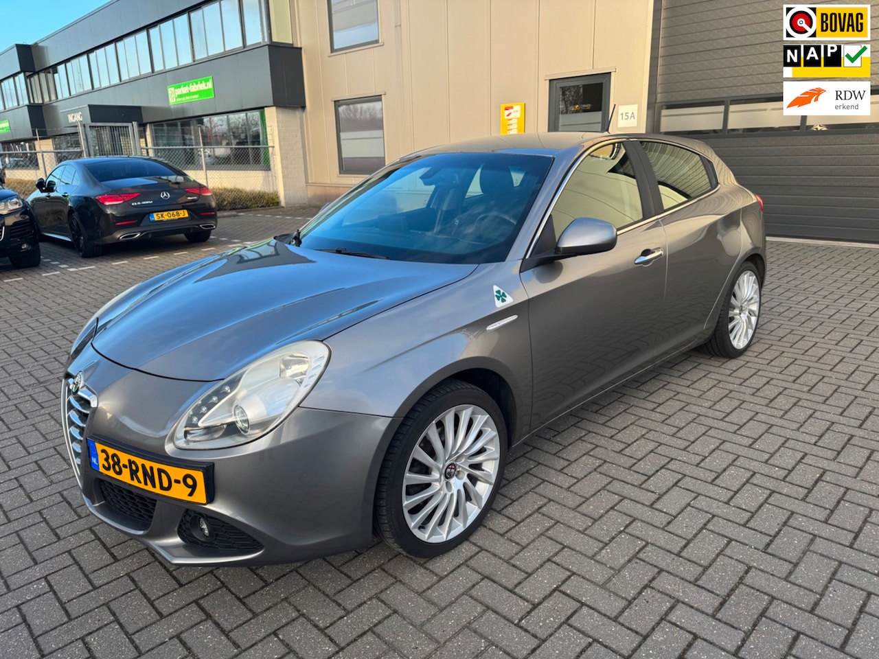 Alfa Romeo Giulietta - 1.4 T Distinctive 1.4 T Distinctive - AutoWereld.nl