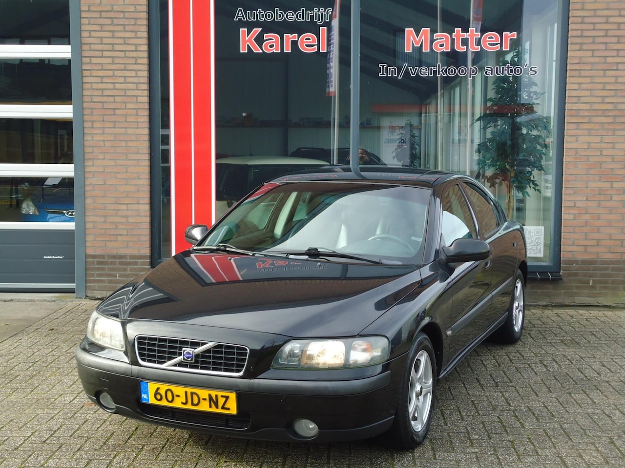 Volvo S60 - 2.4 *AUTOMAAT* *CLIMATE CONTROL* *TREKHAAK* - AutoWereld.nl