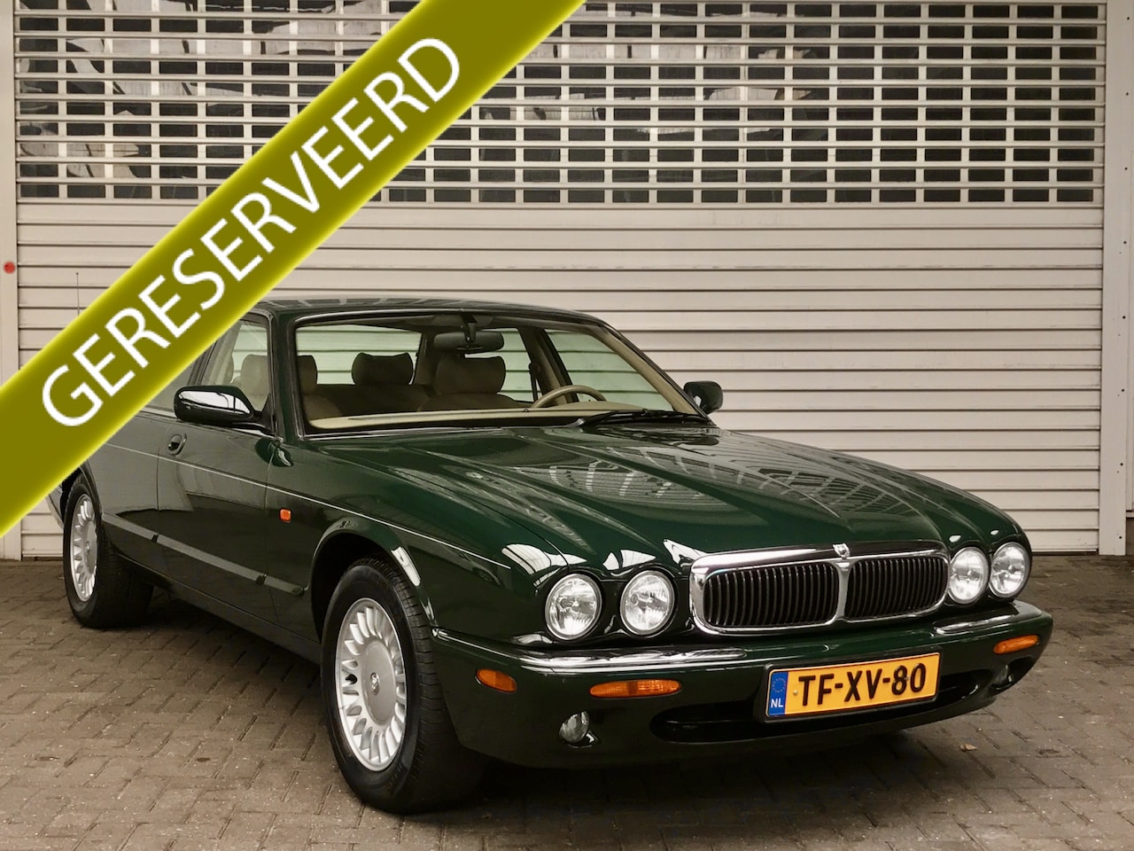 Jaguar XJ - 3.2 V8 Executive Automaat UNIEK! Rijklaarprijs! - AutoWereld.nl
