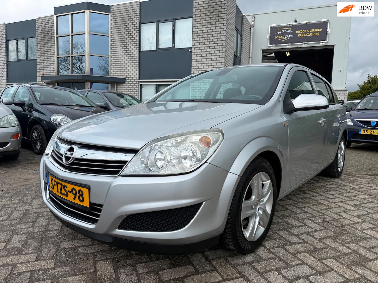 Opel Astra - 1.6 Business Airco Elektr Ramen Radio - AutoWereld.nl