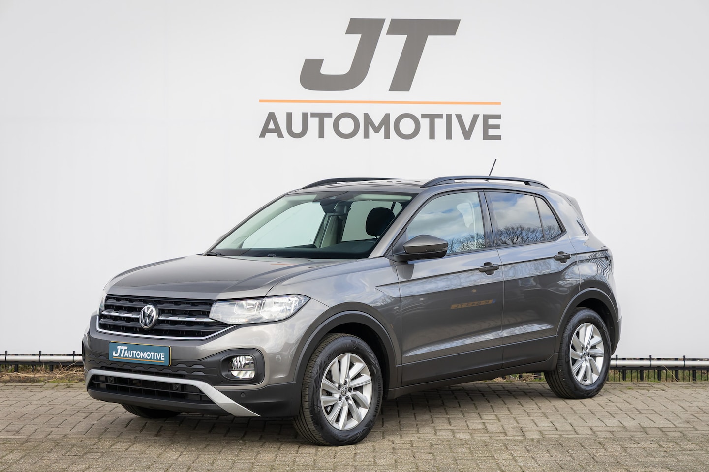 Volkswagen T-Cross - 1.0 TSI Life adaptive cruise | PDC | Airco | CarPlay | - AutoWereld.nl