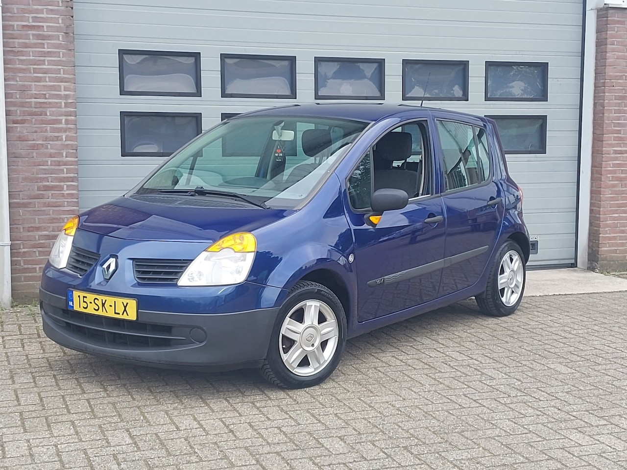 Renault Modus - 1.2-16V Authentique 5- Deurs 2006 NW APK - AutoWereld.nl