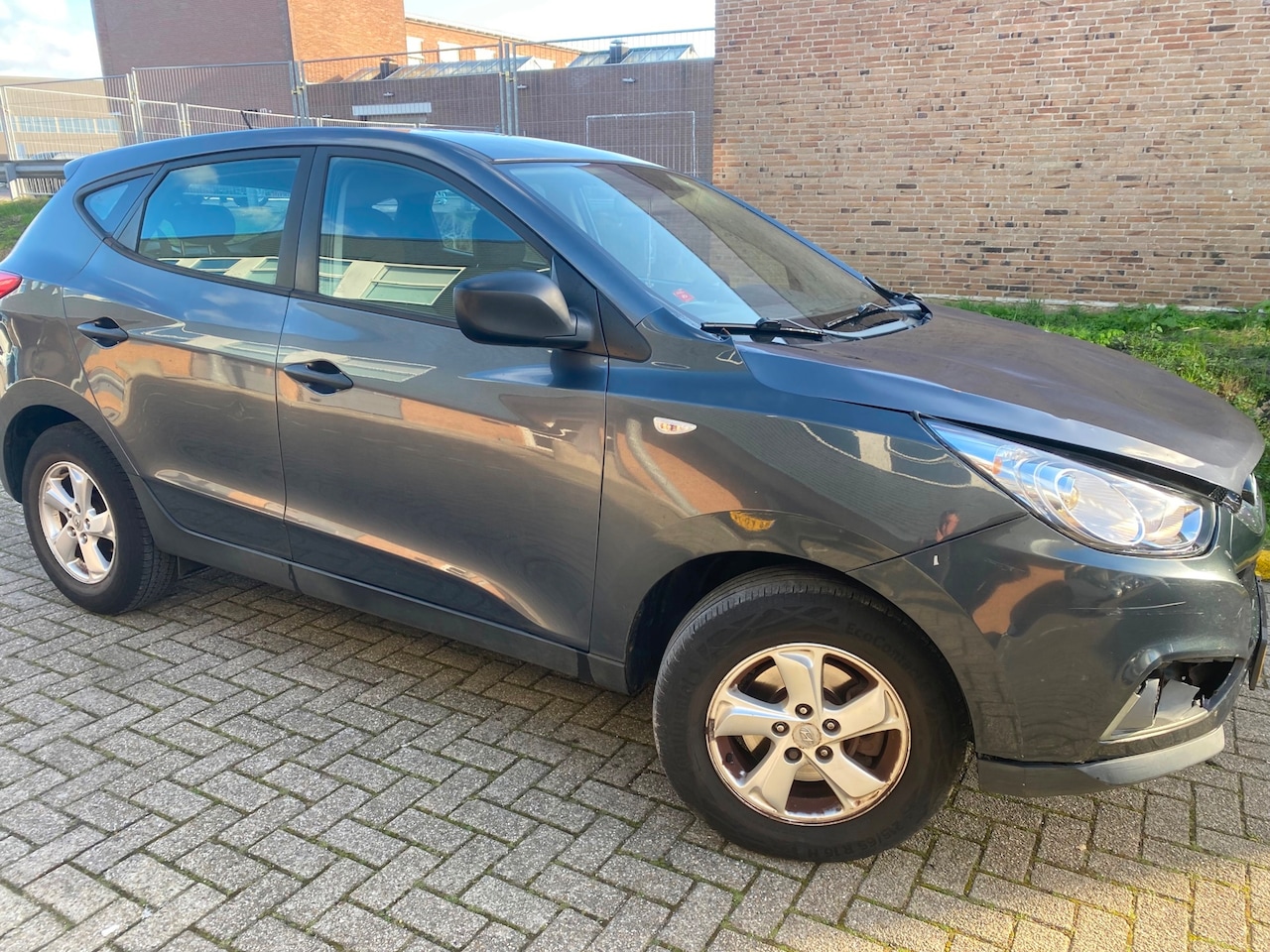 Hyundai ix35 - 1.7 CRDi Business Edition 1.7 CRDi Business Edition - AutoWereld.nl