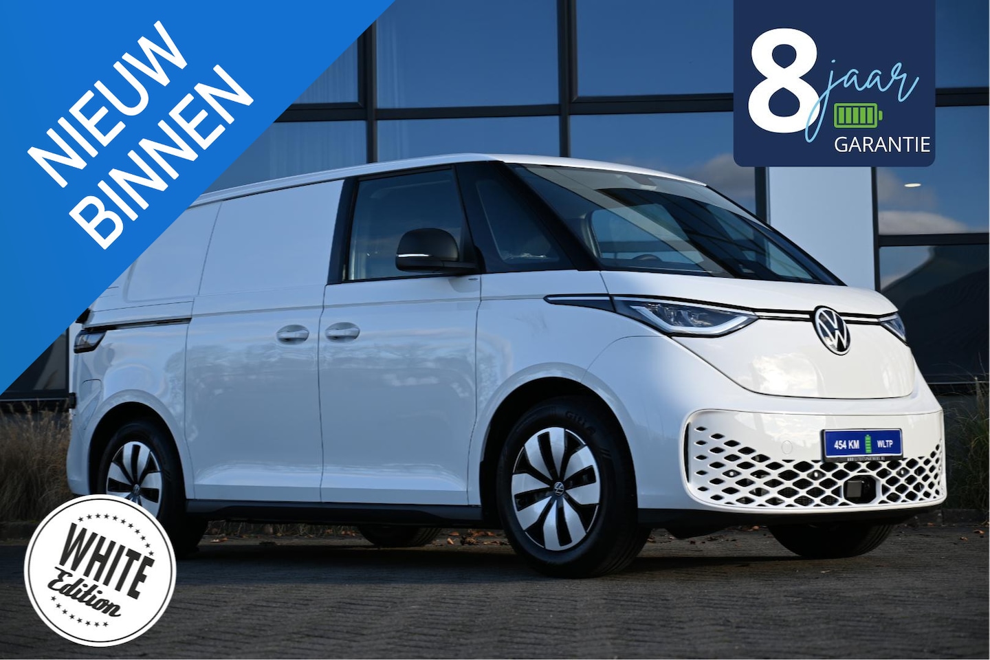 Volkswagen ID. Buzz Cargo - 79 kWh White Edition 286pk 454 km  € 459 P.M - AutoWereld.nl