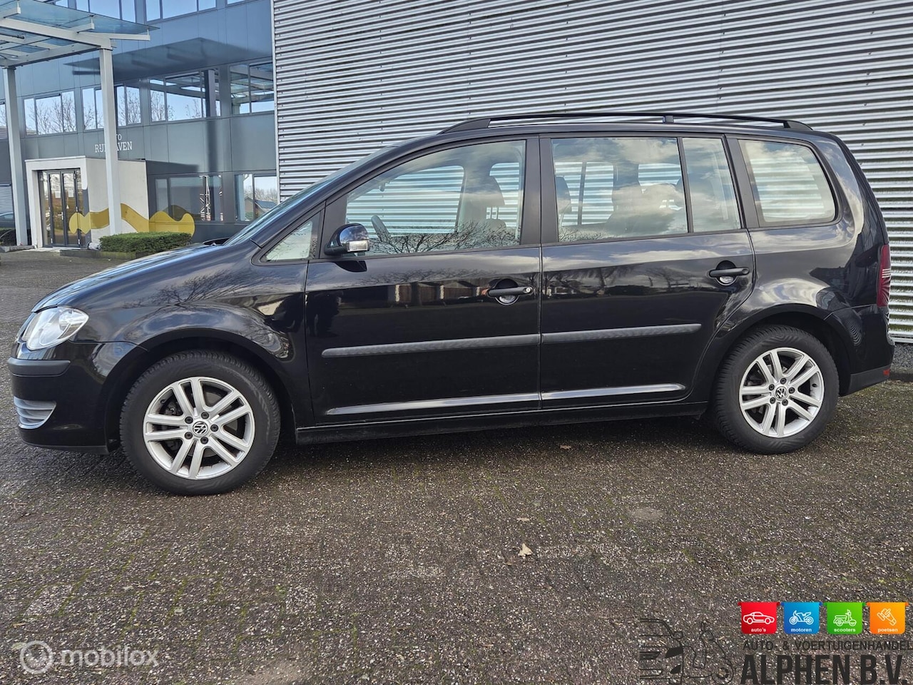 Volkswagen Touran - 1.4 TSI Highline - Automaat - Nap . - AutoWereld.nl