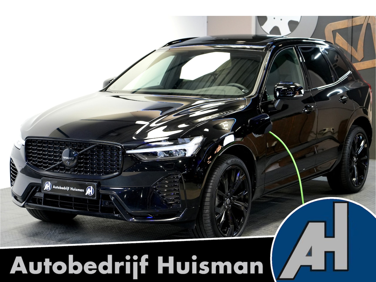 Volvo XC60 - 2.0 T6 AWD 293kW/399pk Aut8 Plug-in hybrid Plus Black Edition PANORAMADAK + HARMAN/KARDON - AutoWereld.nl