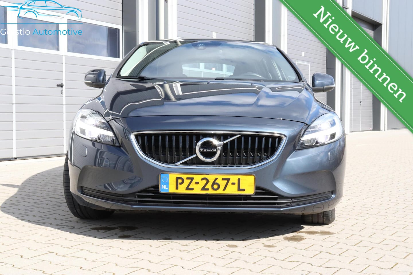 Volvo V40 - 2.0 T2 Momentum Winter-line Navi LED - AutoWereld.nl