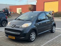 Peugeot 107 - 1.0 Benzine 5 Deurs Airco 2 Sleutels Elektr. Ramen