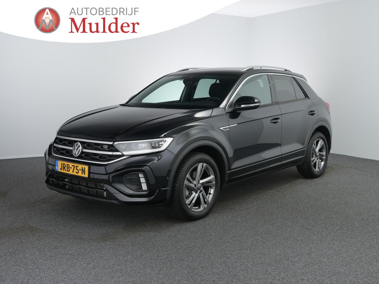 Volkswagen T-Roc - 1.5 TSI R-Line Edition | IQ Light | Trekhaak | Camera | ACC | Ergo-active - AutoWereld.nl