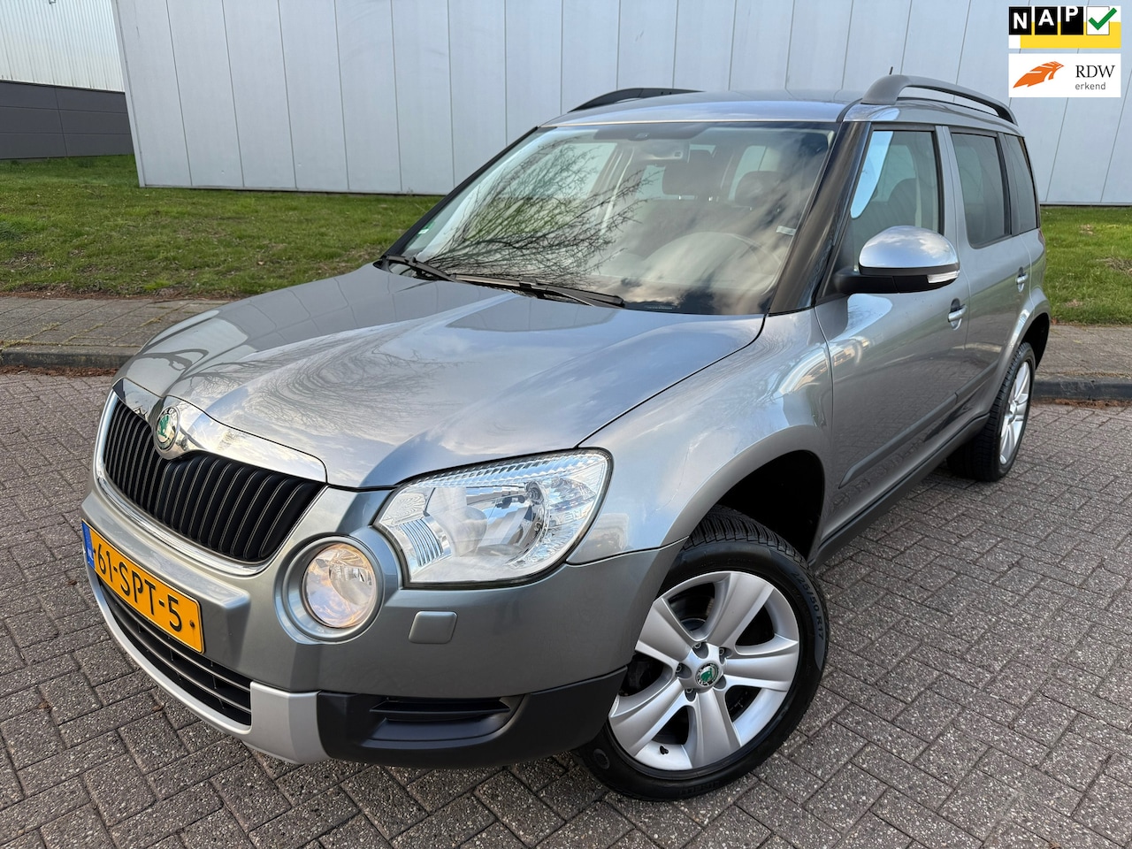 Skoda Yeti - 1.2 TSI Tour*CRUISE*NAVI*AIRCO*APK*NAP*PARK SENSOREN - AutoWereld.nl
