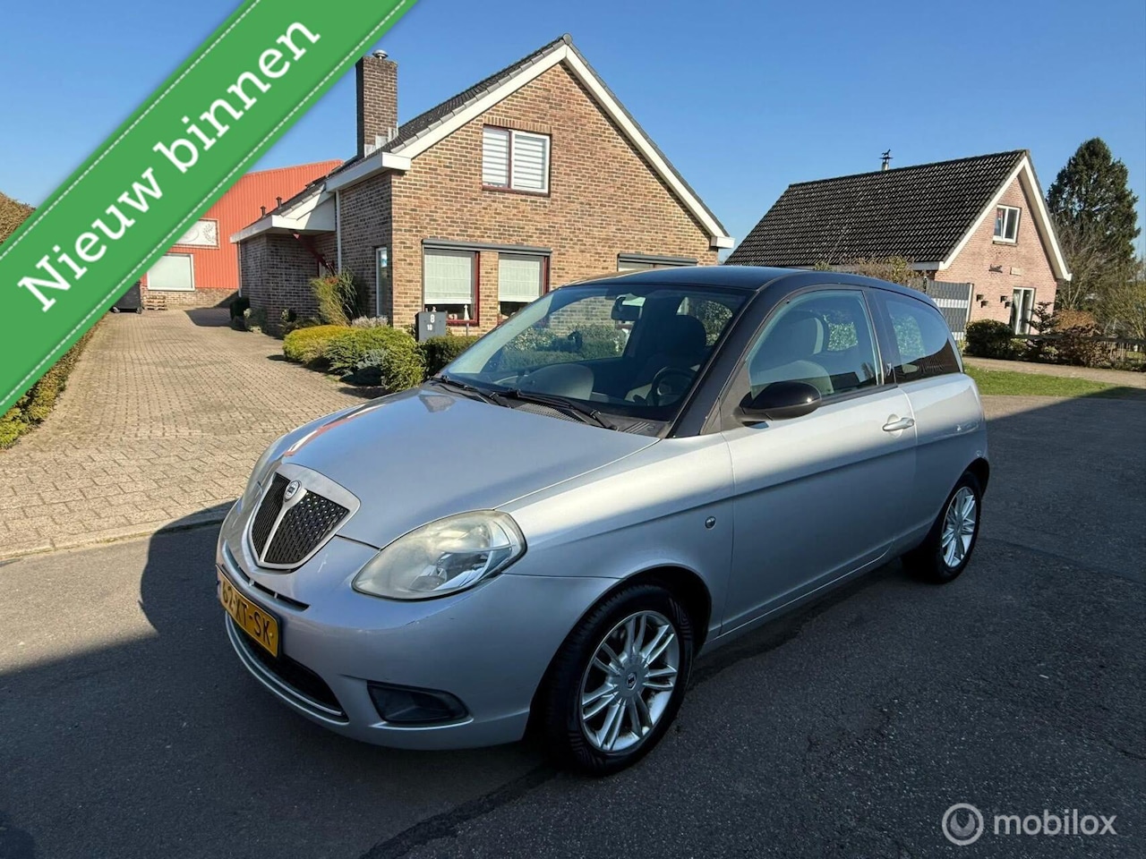 Lancia Y(psilon) - Ypsilon 1.2 Argento - AutoWereld.nl