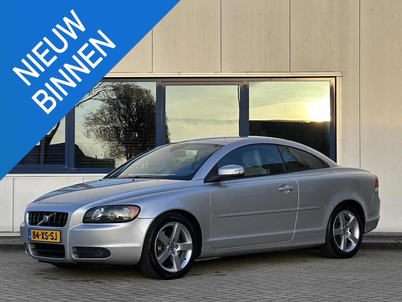 Volvo C70 Convertible - 2.4i Momentum l Topconditie l - AutoWereld.nl