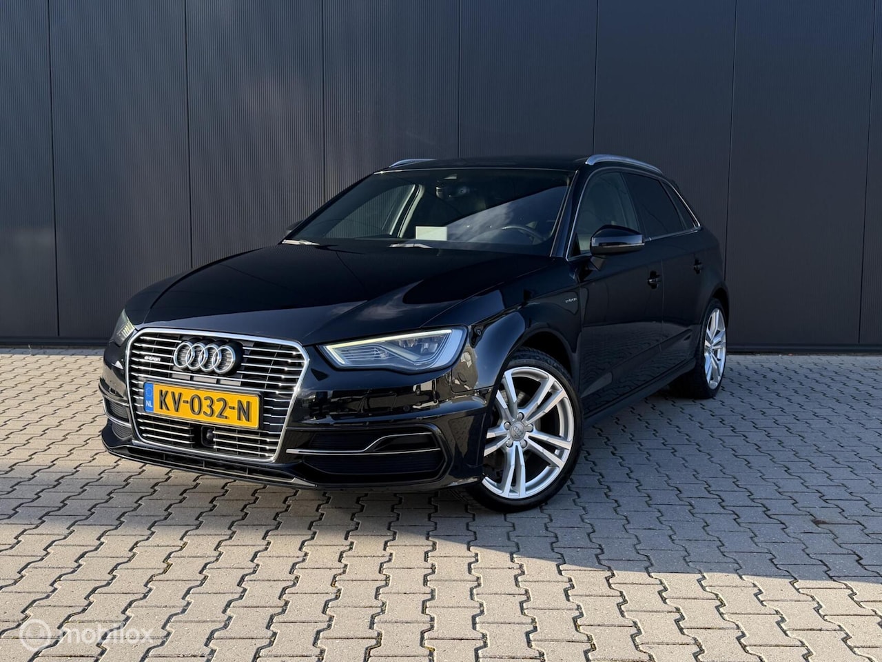 Audi A3 Sportback - 1.4 e-tron PHEV/ACC/LED/Pano/B&O/18 inch/Vol! - AutoWereld.nl