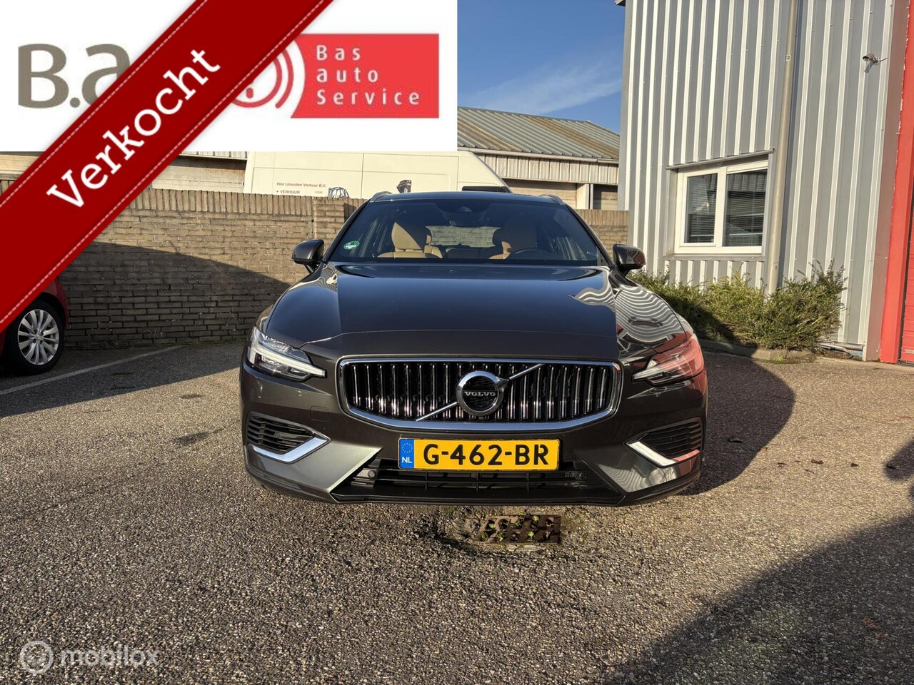 Volvo V60 - 2.0 T8 Twin Engine AWD Inscription 2.0 T8 Twin Engine AWD Inscription - AutoWereld.nl