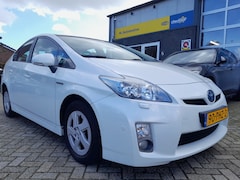 Toyota Prius - 1.8 Executive Business - Trekhaak - Navigatie - Schuifdak