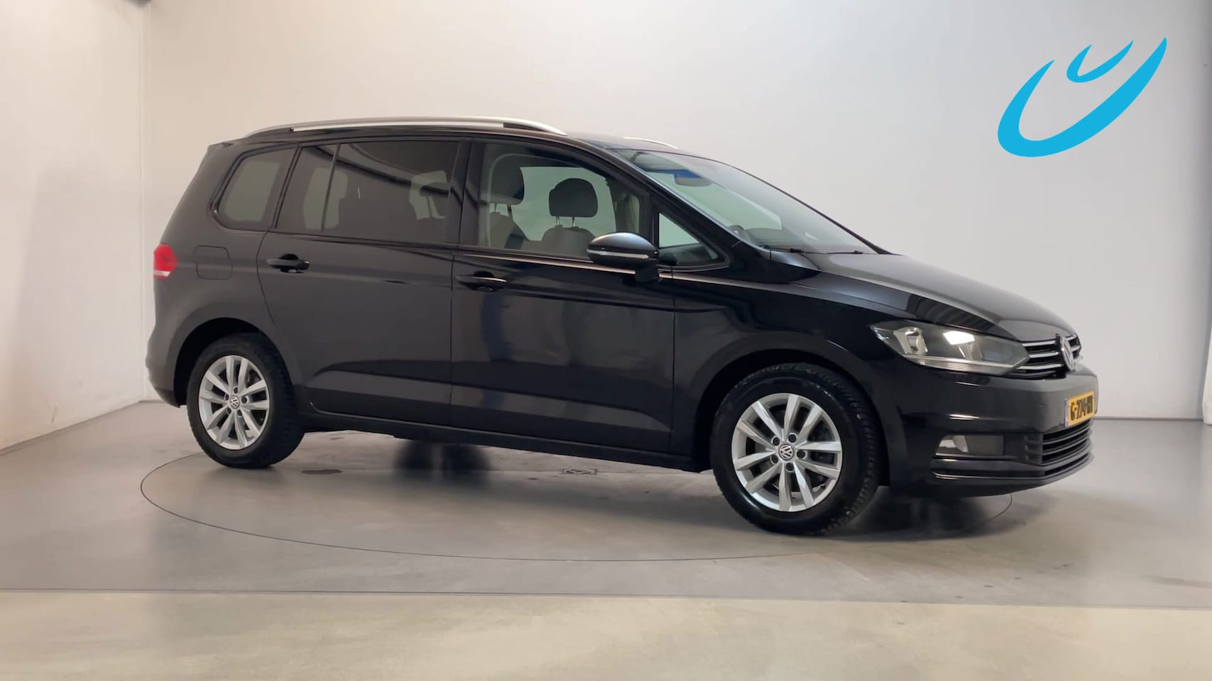 Volkswagen Touran - 1.5 TSI 150pk Comfortline Business 7p Stoelverwarming Navigatie App-Connect Adaptive Cruis - AutoWereld.nl