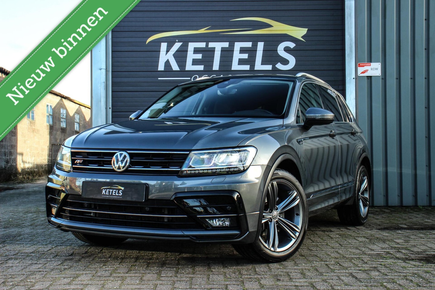 Volkswagen Tiguan - 2.0 TSI DSG 4MOTION R-line Trekhaak, Virtual - AutoWereld.nl