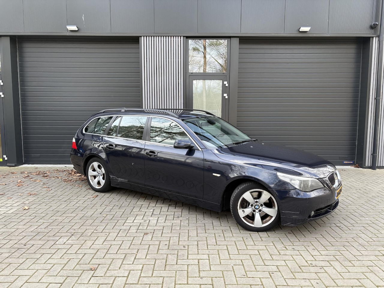 BMW 5-serie Touring - 525i High Executive 525i High Executive - AutoWereld.nl