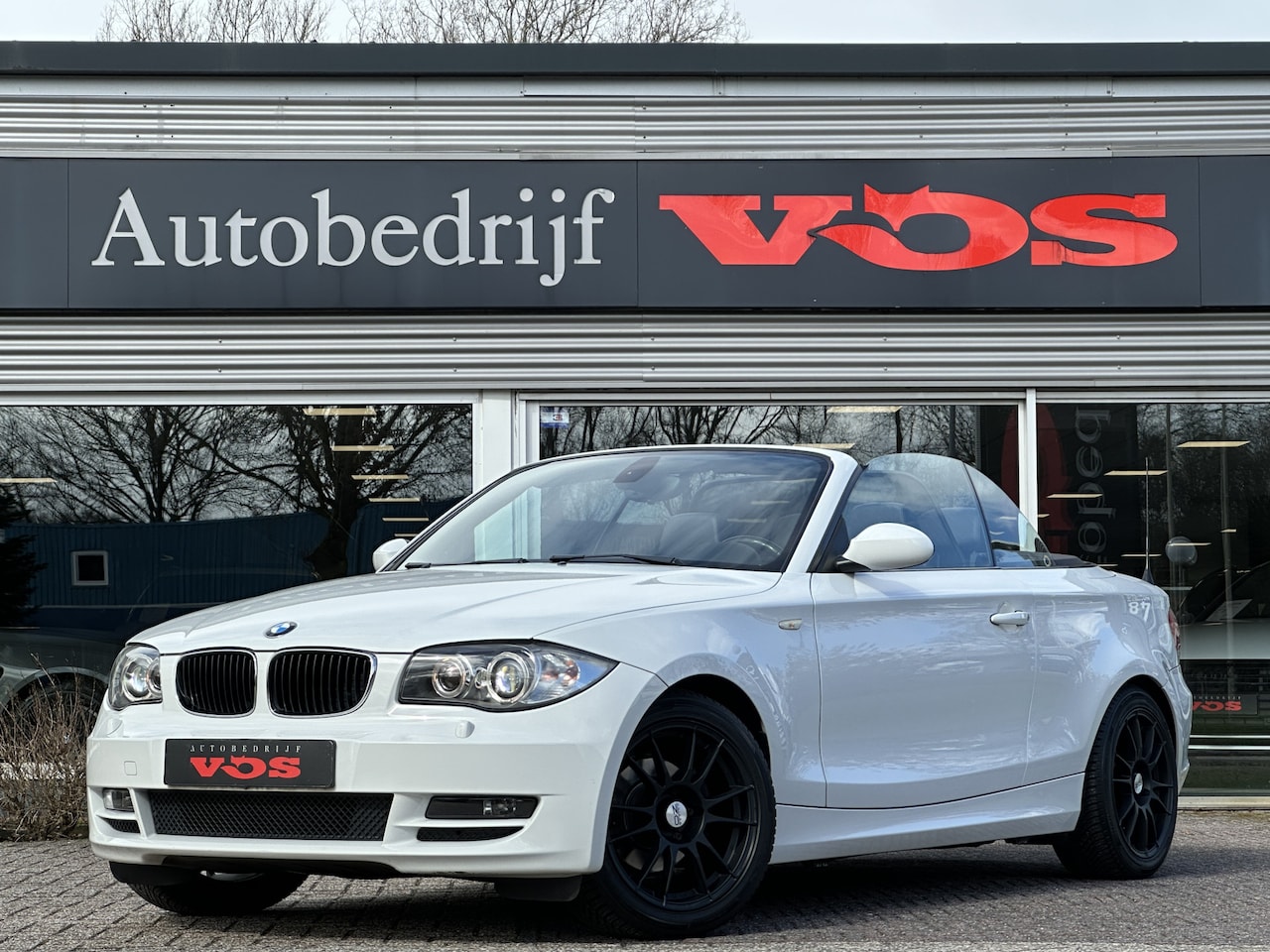BMW 1-serie Cabrio - 118i | Automaat | Xenon | Cruise | Leder - AutoWereld.nl