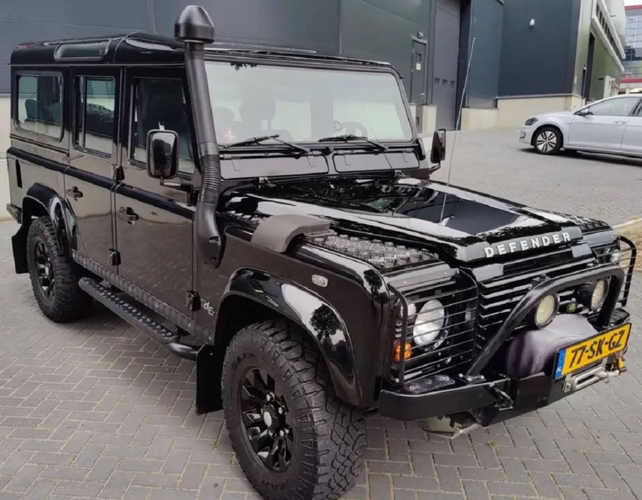 Land Rover Defender - 2.5 TD5 110 SW XTech - AutoWereld.nl