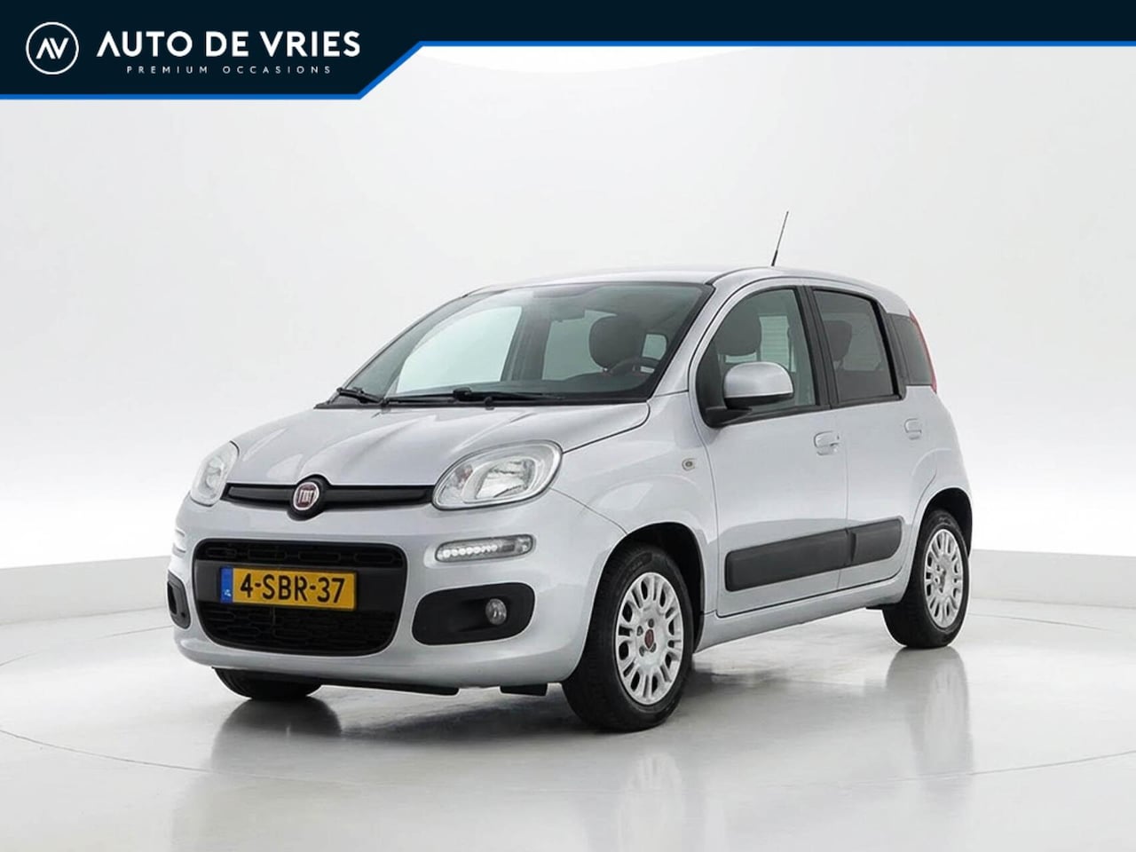 Fiat Panda - 0.9 TwinAir 65pk Lounge | Airco | Privacy glass | Hoge zit - AutoWereld.nl