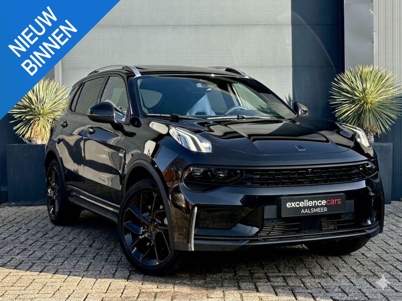 Lynk & Co 01 - 1.5 Plug-In|Vol Black Edition|Zwarte Hemel|Pano - AutoWereld.nl