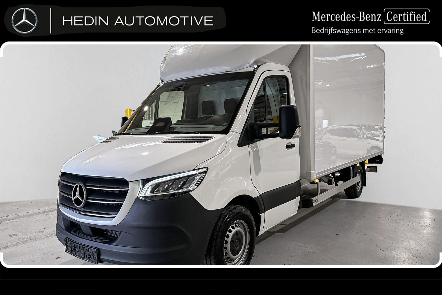 Mercedes-Benz Sprinter - 317 Diesel L3 Automaat RWD Bakwagen | Airco | LED | Cruise Control | Navigatie | Zijwindas - AutoWereld.nl