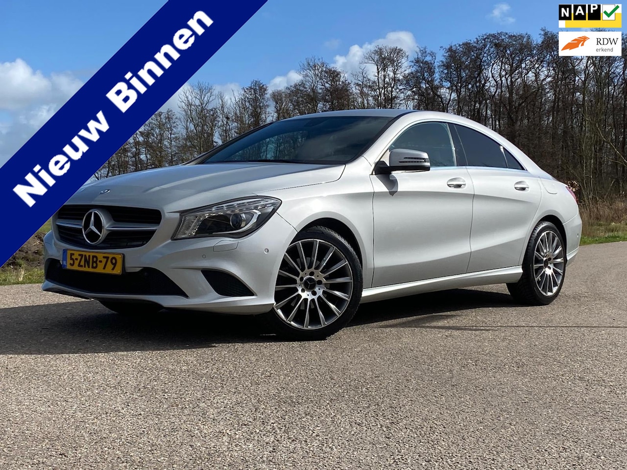 Mercedes-Benz CLA-Klasse - 180 Prestige Automaat Leder Navigatie Stoelverwarming Climate control Goed onderhouden - AutoWereld.nl