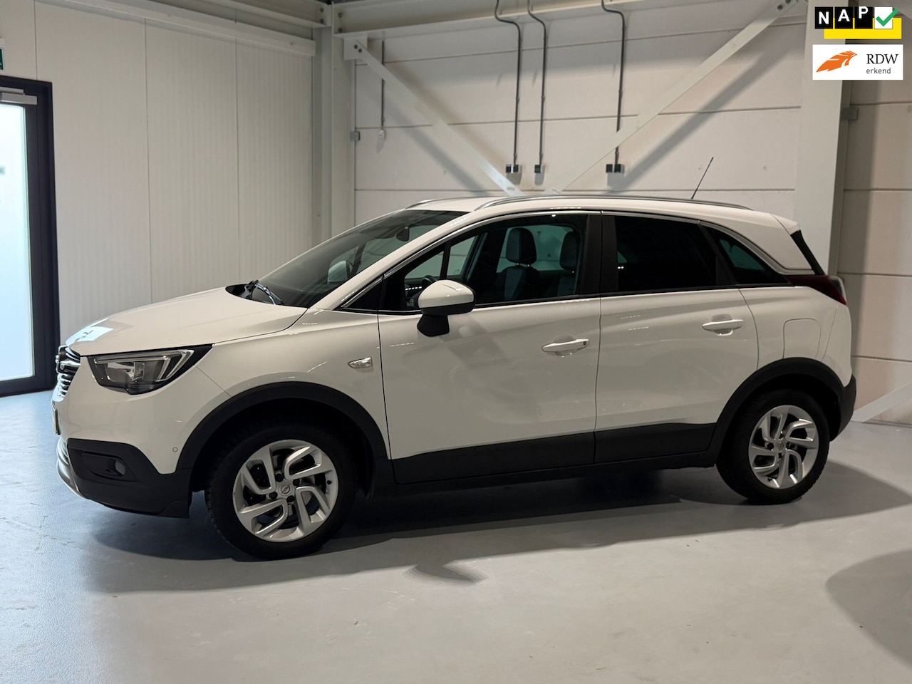 Opel Crossland X - 1.2 Turbo Innovation - Carplay - Camera - Automaat - AutoWereld.nl