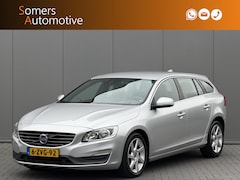 Volvo V60 - 2.0 D4 Geartronic Momentum | Navigatie | 17" | Trekhaak