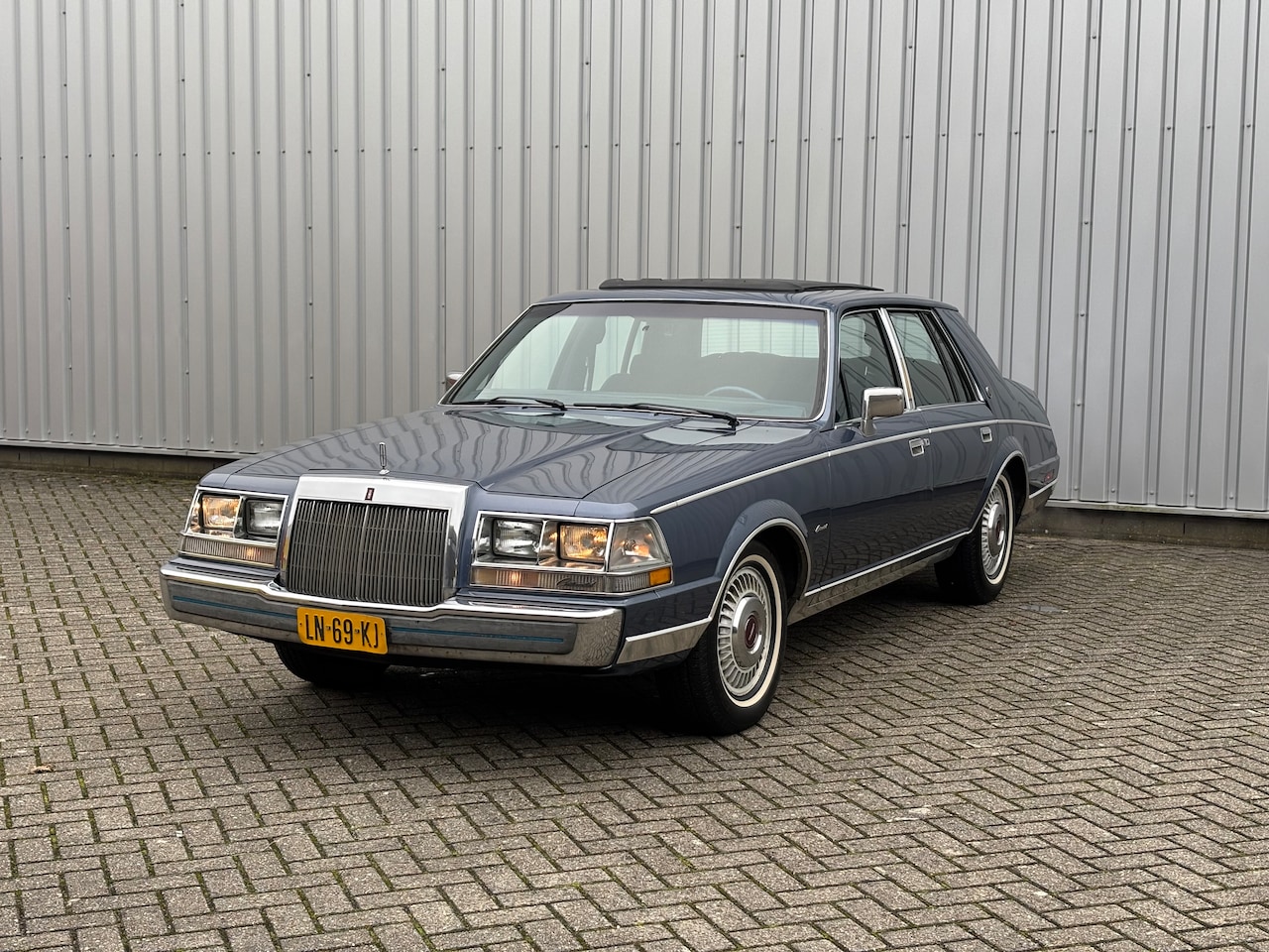 Lincoln Continental - 4.9 Signature Series Erg mooi! - AutoWereld.nl