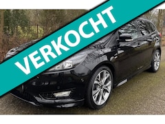 Ford Focus Wagon - 1.0 ST-Line AUTOMAAT NAVI CLIMA APPLE CARPLAY ERG MOOIE AUTO