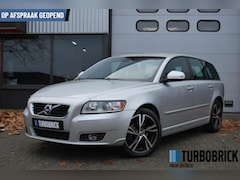 Volvo V50 - 2.0 Business Pro Edition | Leder | Trekhaak | ECC | Cruise | 17" LMV