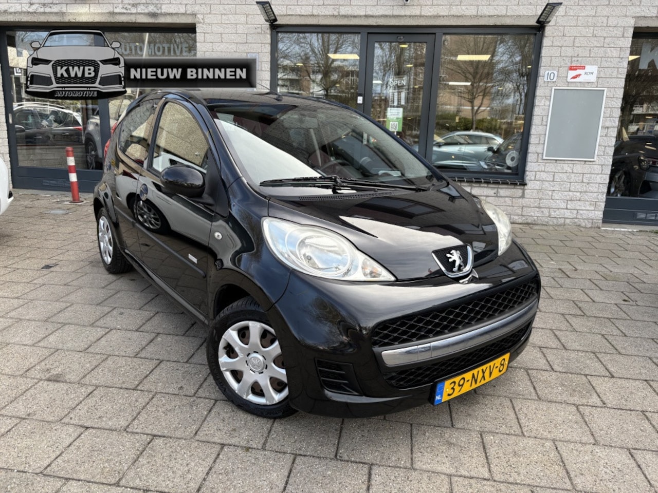 Peugeot 107 - 1.0-12V 5Drs Airco Nieuwe motor koppeling VV - AutoWereld.nl