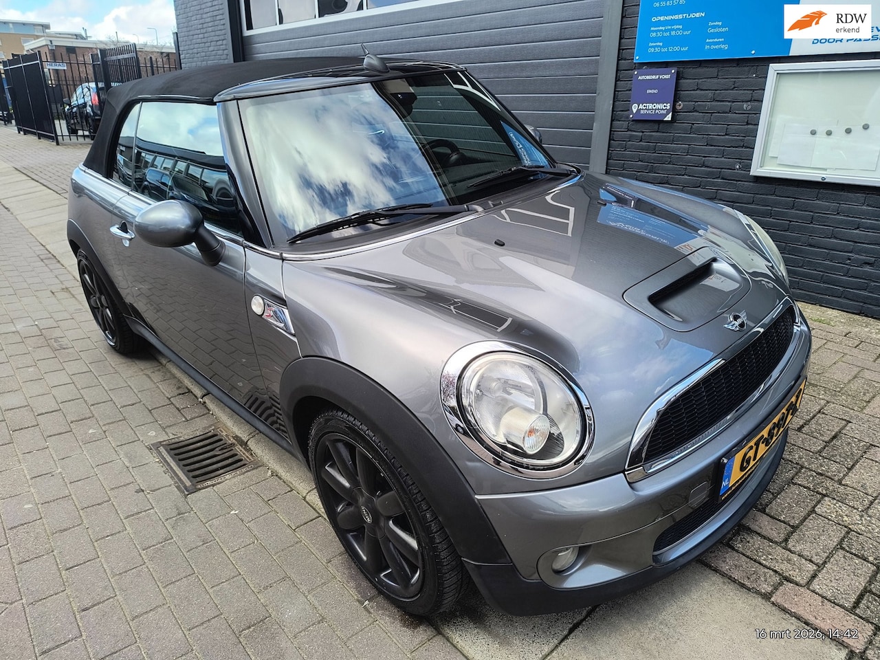 MINI Cabrio - Mini 1.6 Cooper S Chili Cabrio Automaat Grote beurt APK - AutoWereld.nl