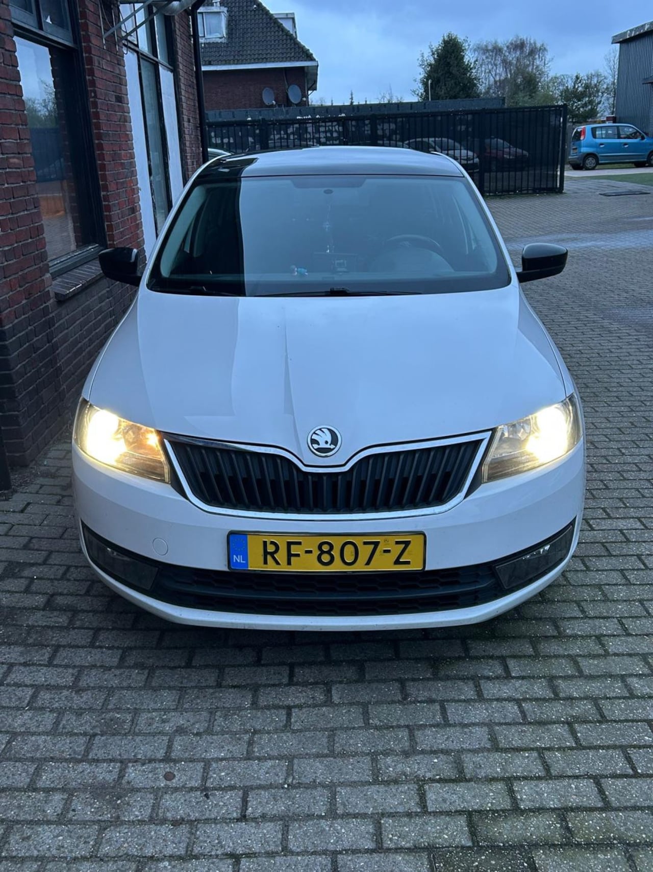Skoda Rapid Spaceback - 1.2 TSI Greentech Elegance Businessline 1.2 TSI Greentech Elegance Businessline - AutoWereld.nl