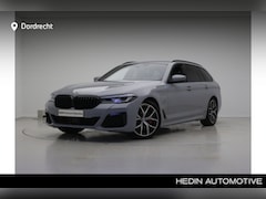 BMW 5-serie Touring - 530e M-Sport Pro | Individual Brooklyn Grau | 19" | Ventilatie | Lederen Dash | Driving As