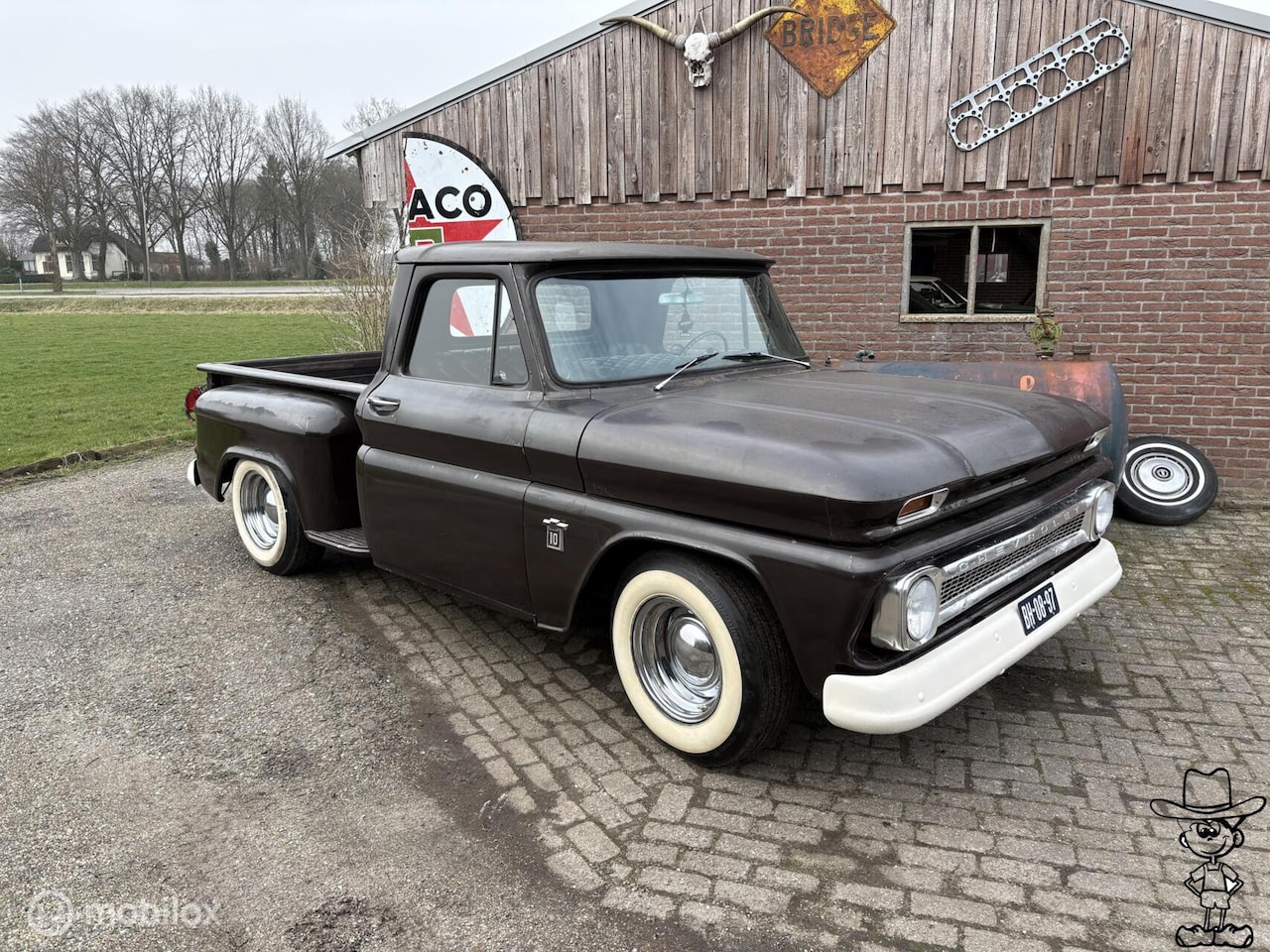 Chevrolet C10 - USA pick-up v8 - AutoWereld.nl