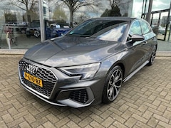 Audi A3 - 30 TFSI S EDITION S-LINE IN en EXTERIEUR AUTOMAAT