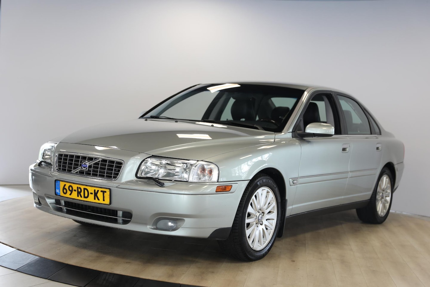 Volvo S80 - 2.4 Elite | Leer | Trekhaak | Cruise - AutoWereld.nl