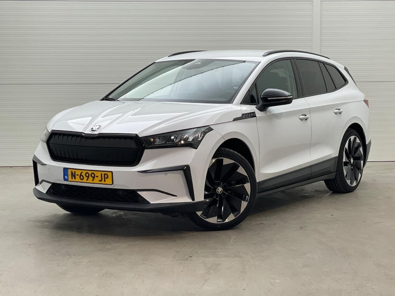 Skoda Enyaq iV - 60 |96% SOH |Leder interieur |Camera |Trekhaak - AutoWereld.nl