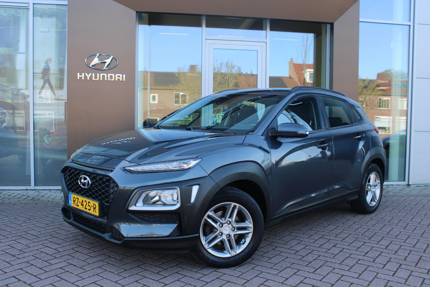 Hyundai Kona - 1.0T-GDI 120pk Comfort Airco Navi Camera Carplay Trekhaak Dealer onderhouden - AutoWereld.nl