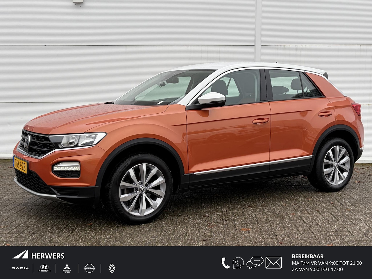 Volkswagen T-Roc - 1.5 TSI Sport / Airco (automatisch) / Winter-pakket / Cruise control adaptief / - AutoWereld.nl