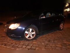 Volkswagen Eos - 2.0-16v FSI goed rijdend apk 26-4-2026 nette auto