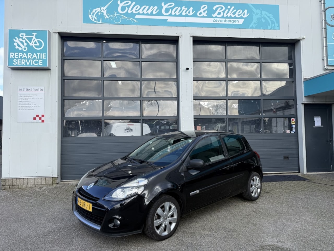Renault Clio - 1.6 20th Anniversary 1.6 20th Anniversary - AutoWereld.nl